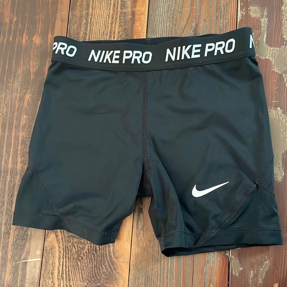 Nike pro shorts for girls